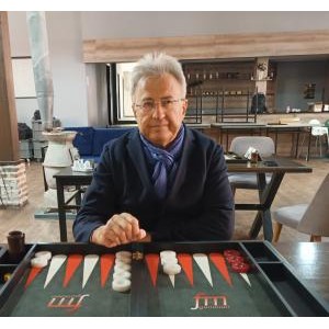 HİKMET KOÇAK